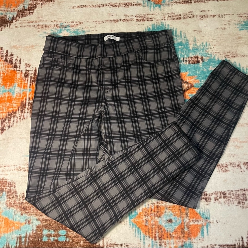 Nine West Charcoal and Black Plaid Trousers
